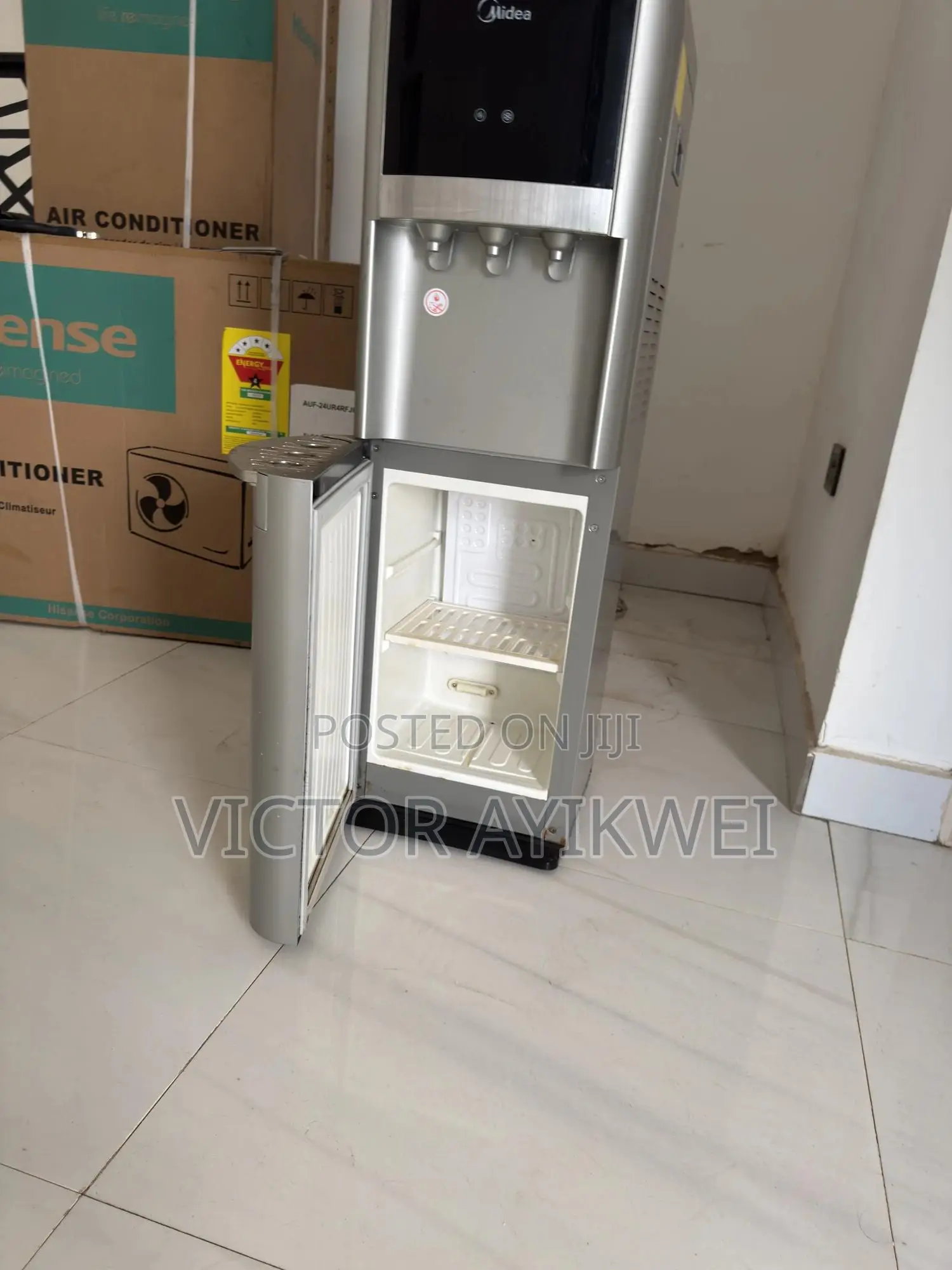 Midea Water Dispenser