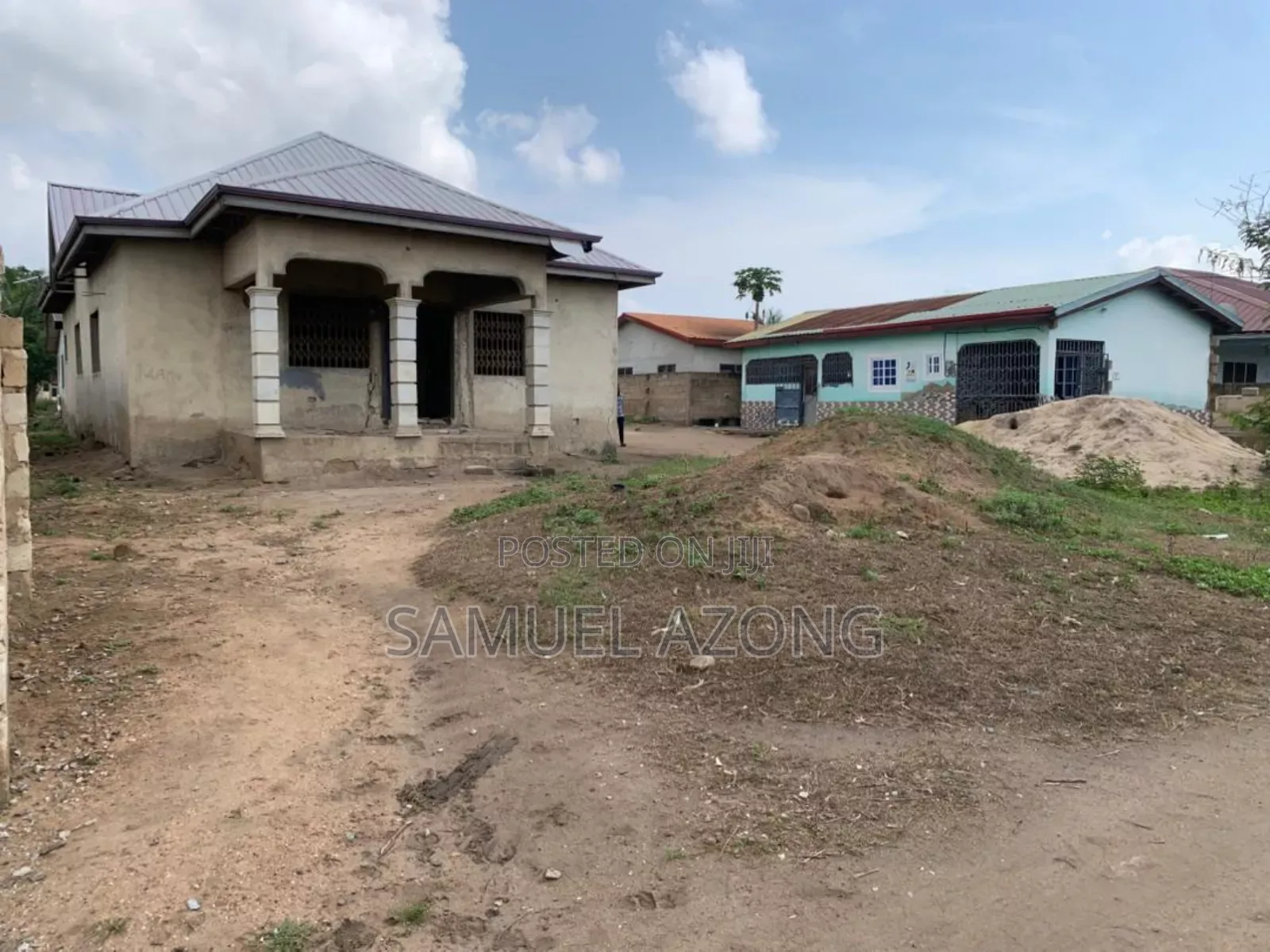 3bdrm House in Amanfrom Azonto, Accra Metropolitan for sale