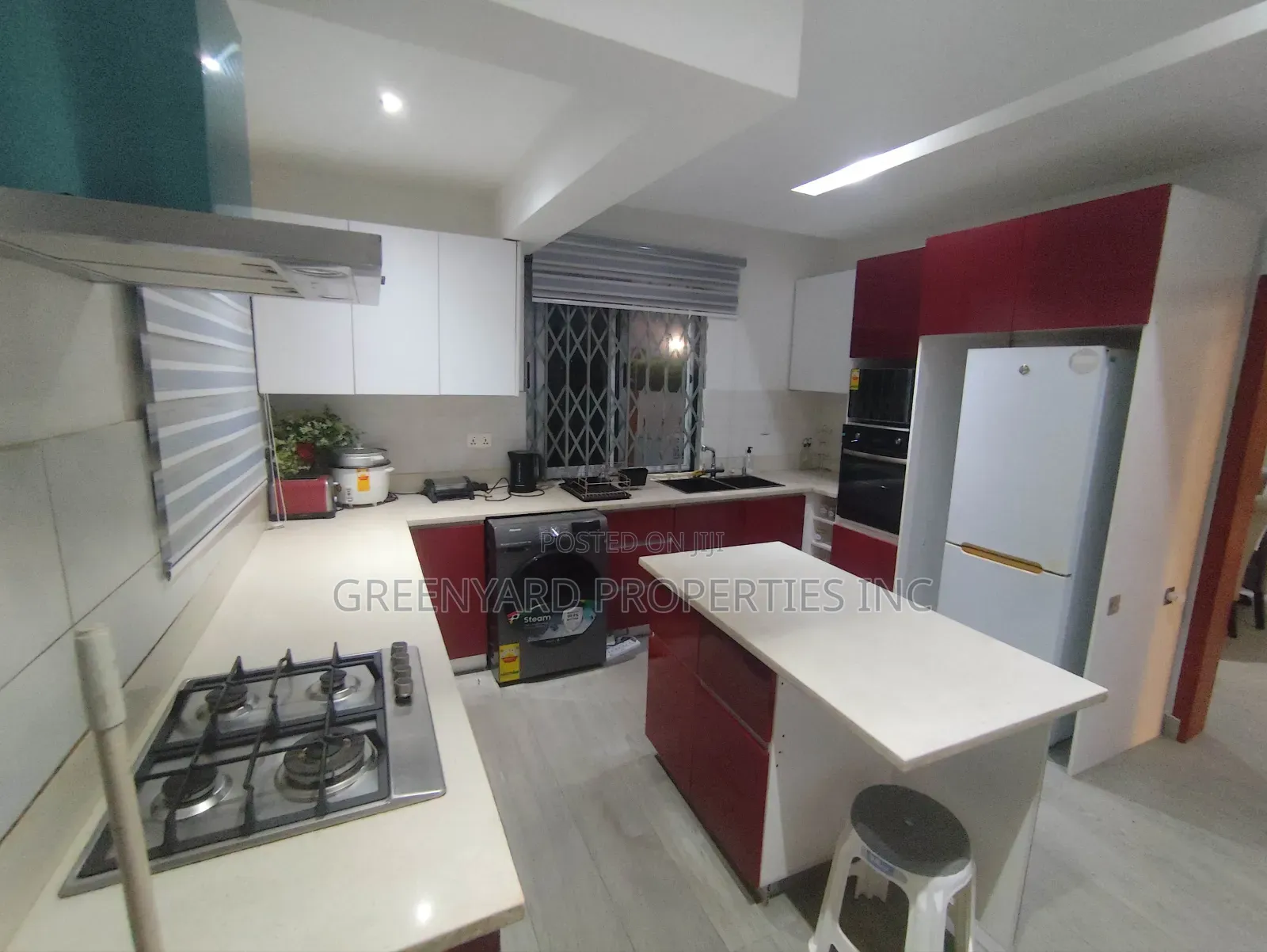 Furnished 3bdrm Apartment in Golf Hills, Achimota for rent