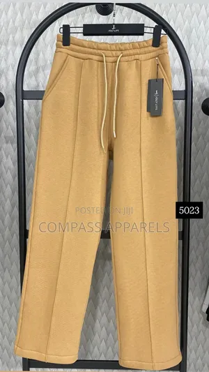 Sweatpants (Wide Bottom)