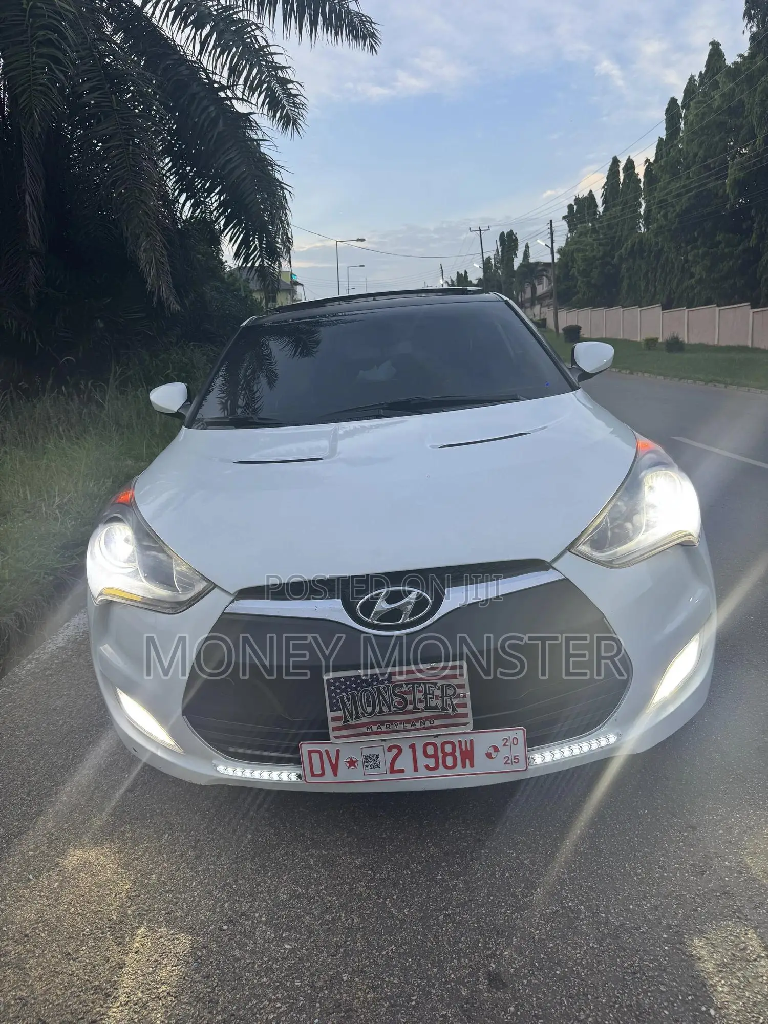 Hyundai Veloster Automatic 2012 White