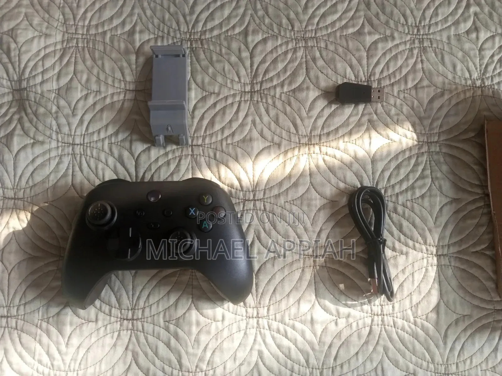 BSP G6 Controller With Mobile Phone Stand