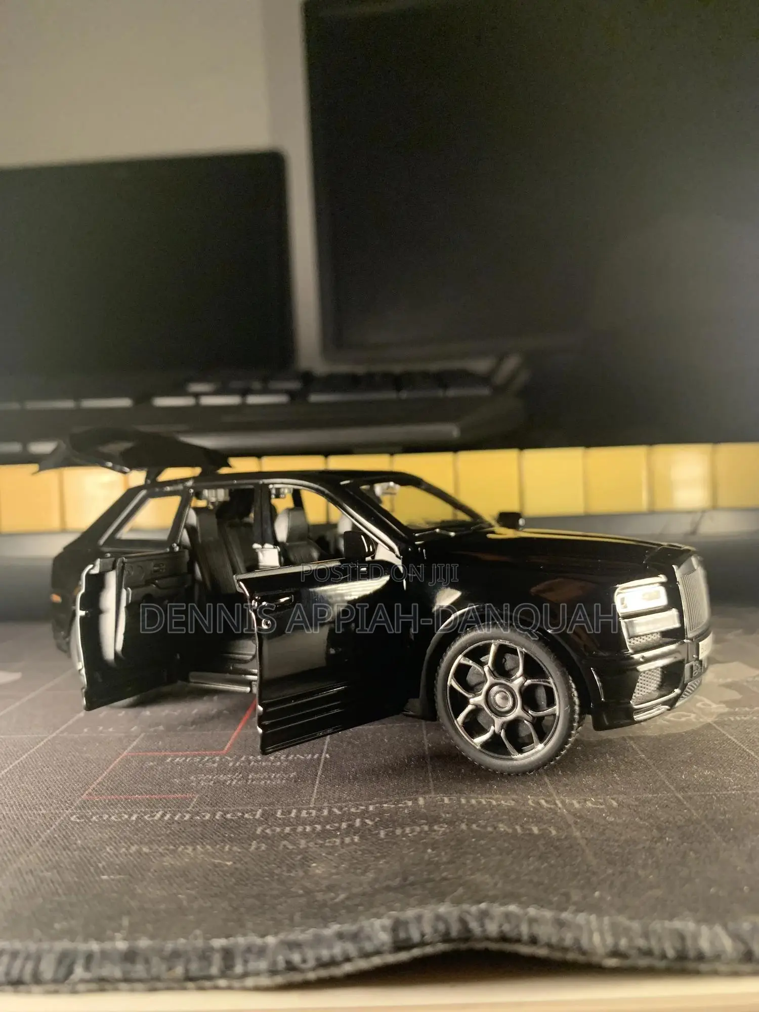 Rolls‐Royce Cullinan Toy Car (Diecast Model)