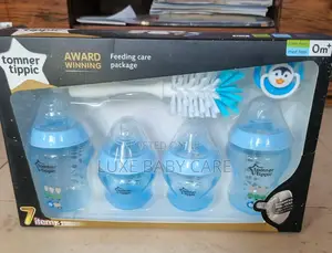 Tomner Tippic Feeding Care Set .