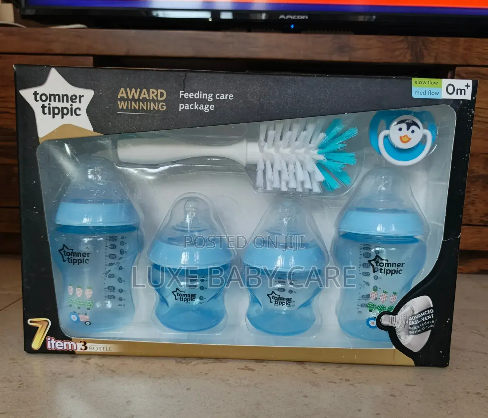 Tomner Tippic Feeding Care Set .