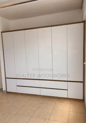 Built in Wardrobe