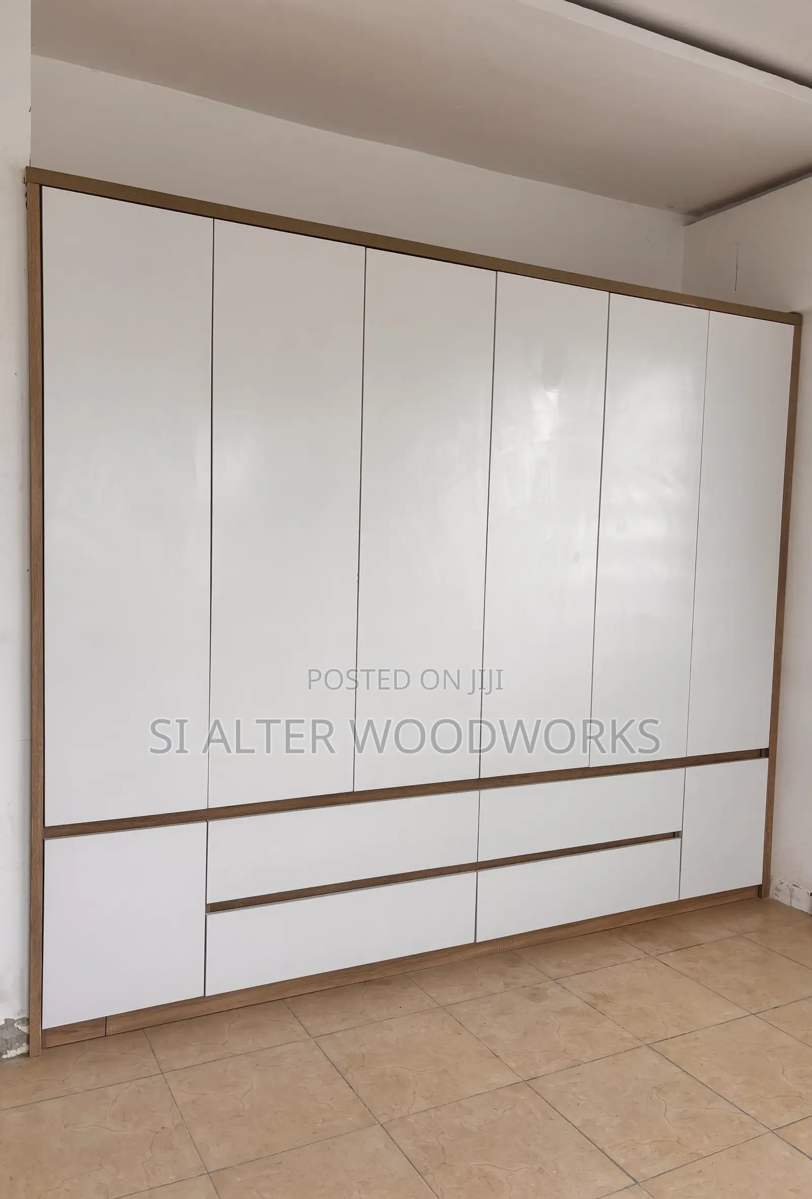Built in Wardrobe