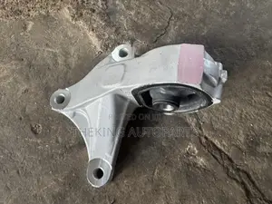 Honda CRV 2012,2013,2014 Engine Seat.