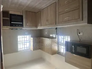 3bdrm House in Nkunyim Place, Kwabenya for sale