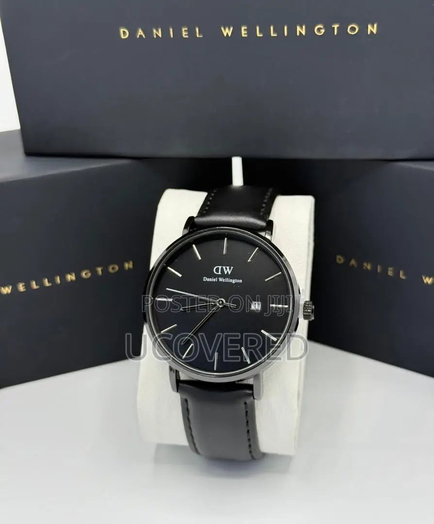 Daniel Wellington Classic Men’S Watch / Japanese Quartz Movement