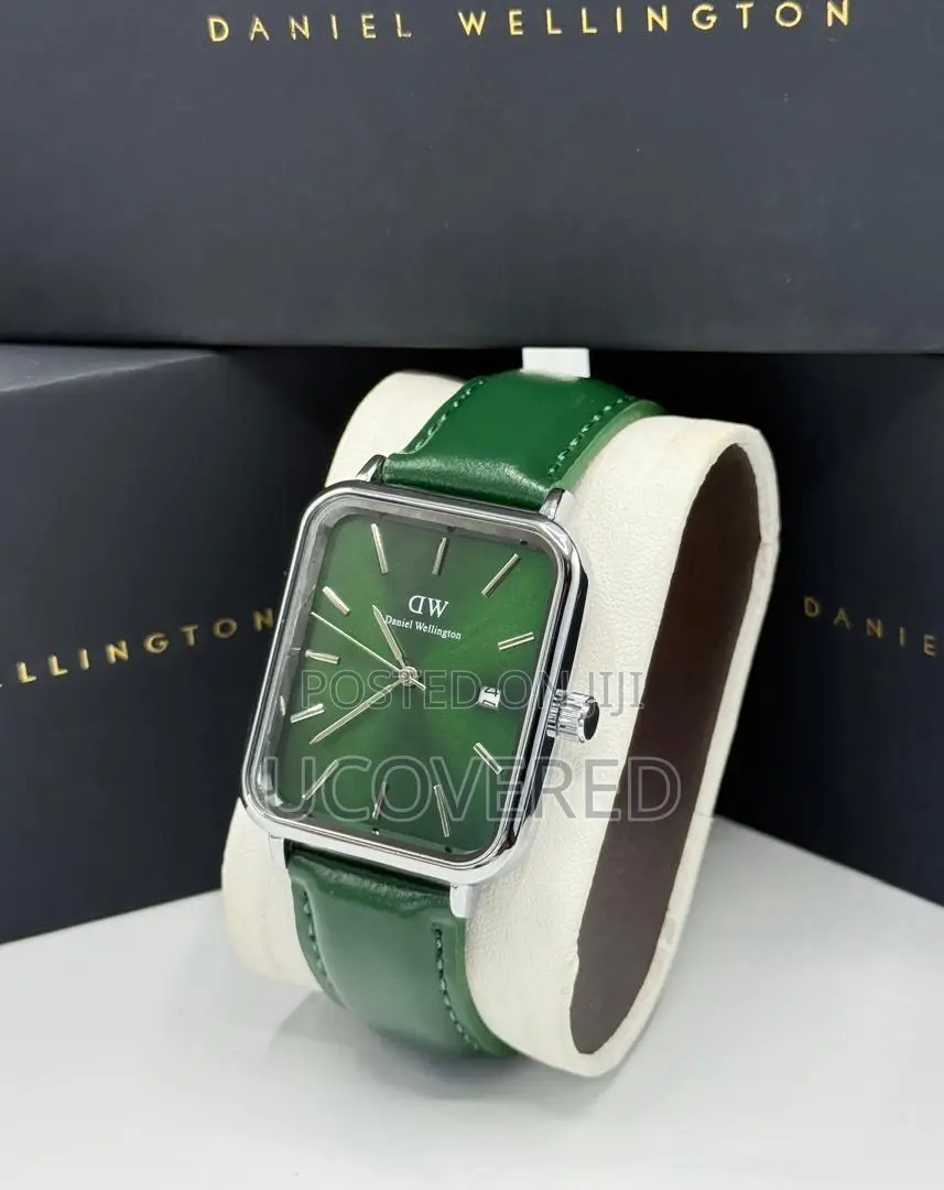 Daniel Wellington Classic Men’S Watch / Japanese Quartz Movement