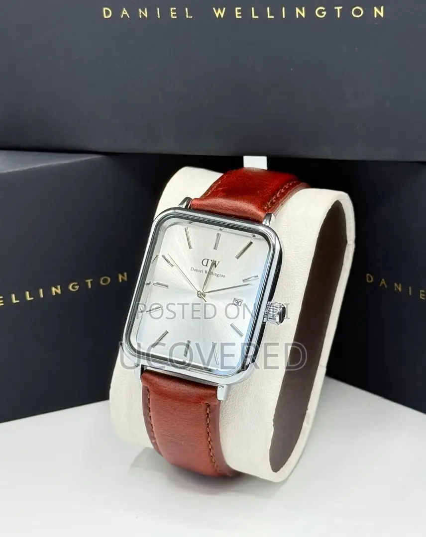 Daniel Wellington Classic Men’S Watch / Japanese Quartz Movement