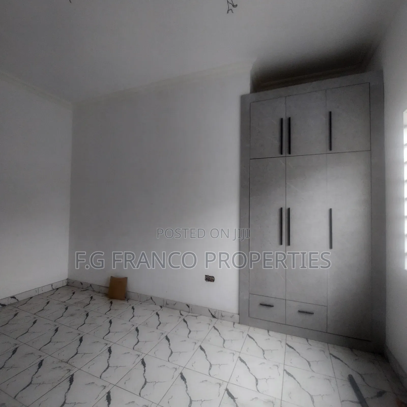 3bdrm House in Kg. Franco, Spintex for sale