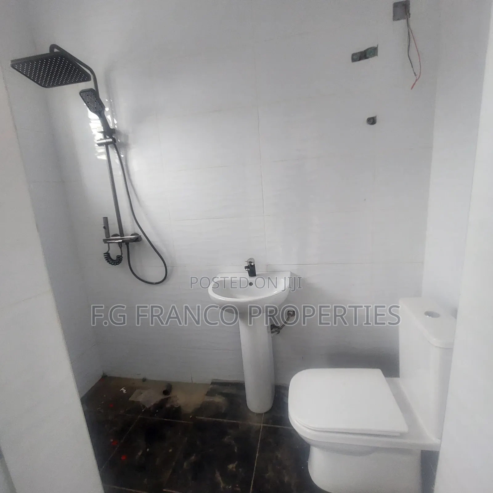 3bdrm House in Kg. Franco, Spintex for sale
