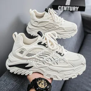 Urban Apex Striking Sneakers