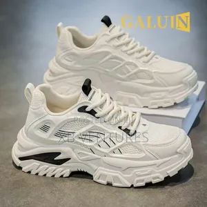 Urban Apex Striking Sneakers