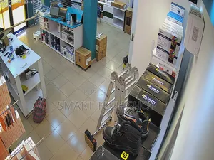 Lady Computer Shop Attendant Needed - Must Strictly Stay Around Adenta