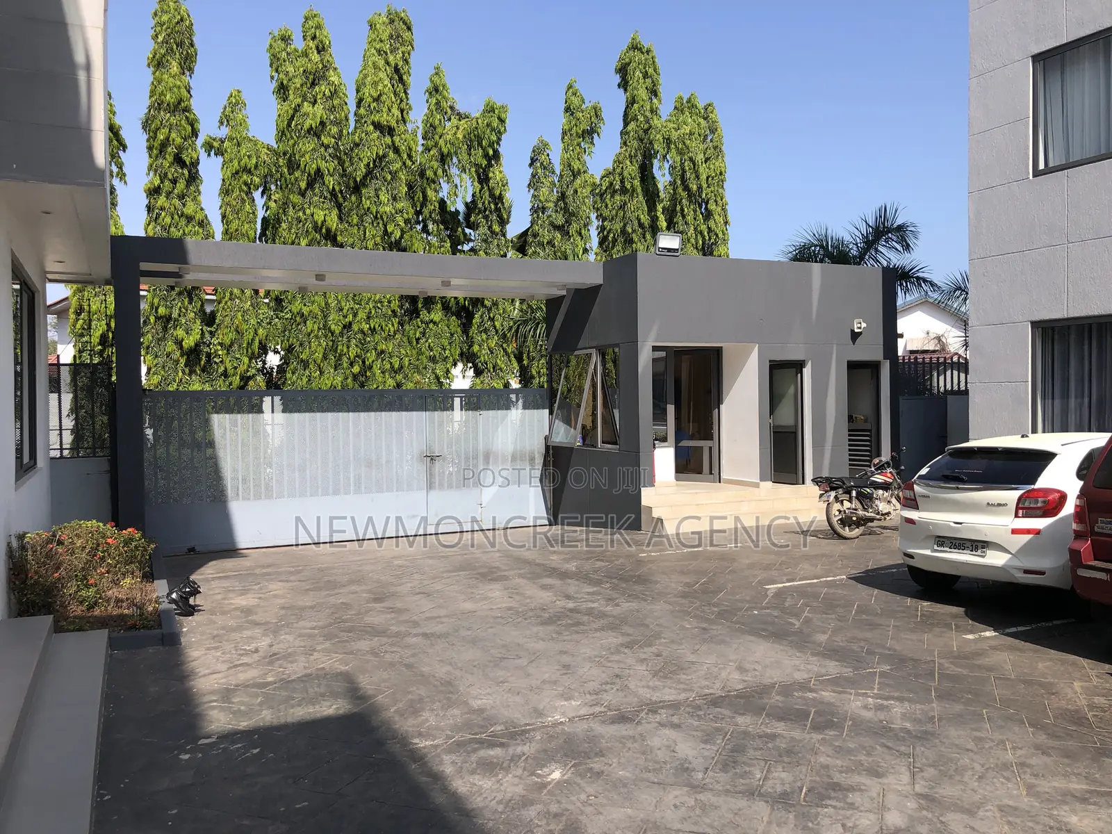 Furnished 2bdrm Apartment in Cantonments,American for rent