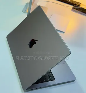 Laptop Apple MacBook Pro 2021 M1 16GB Apple M1 Pro SSD 512GB