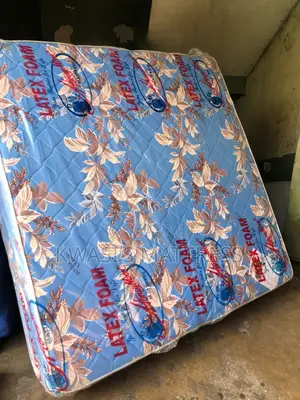 12 Inches Queen Size Mattress Latex Foam