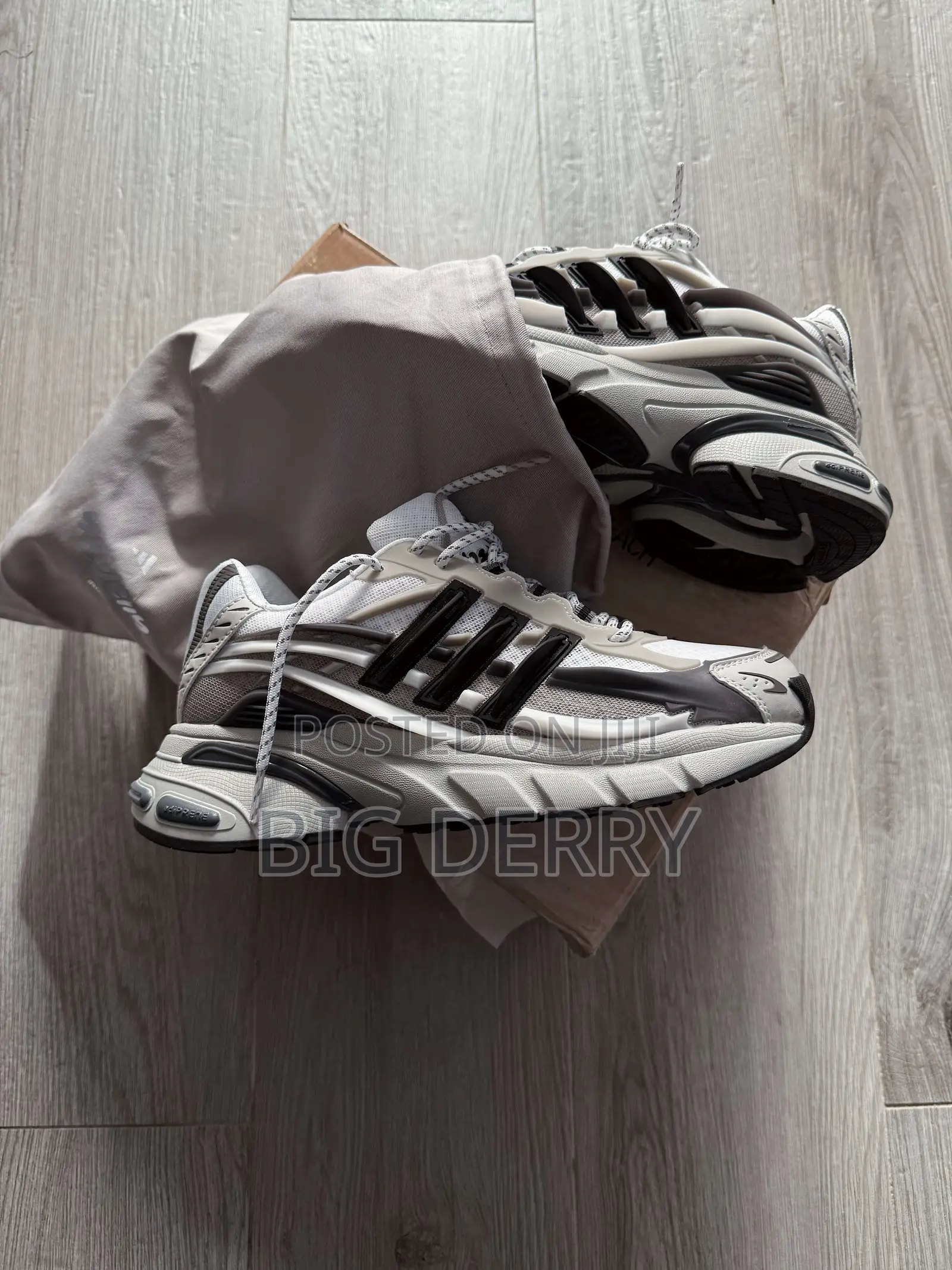 Adidas Jelly X Pharrell