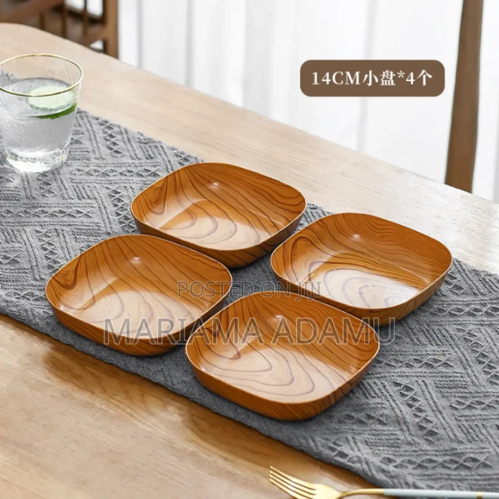 Plastic Tray Set