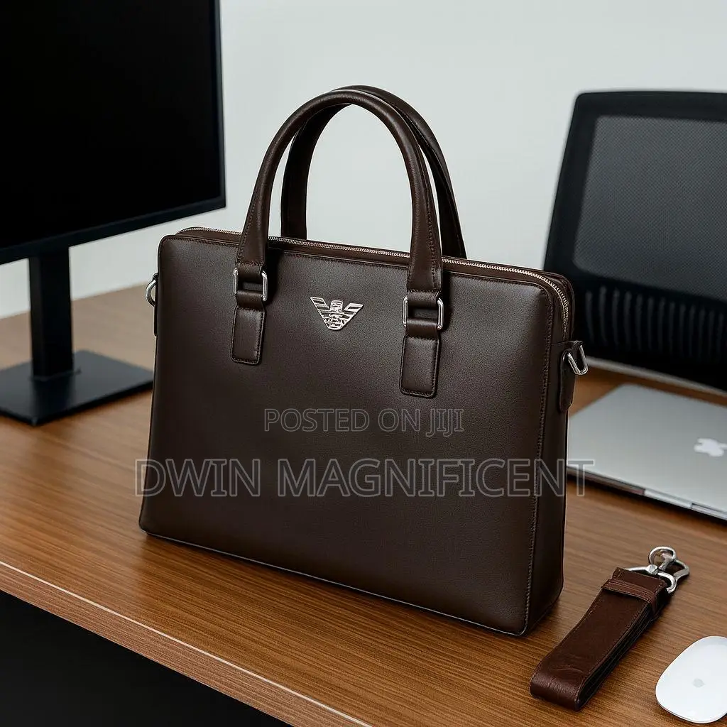 Unisex Waterproof Leather Briefcase Shoulder Laptop Business Bag.