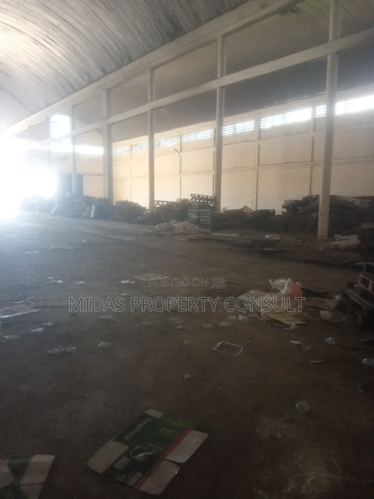2500sqm Warehouse for Sale at Accra Central Graphic Road