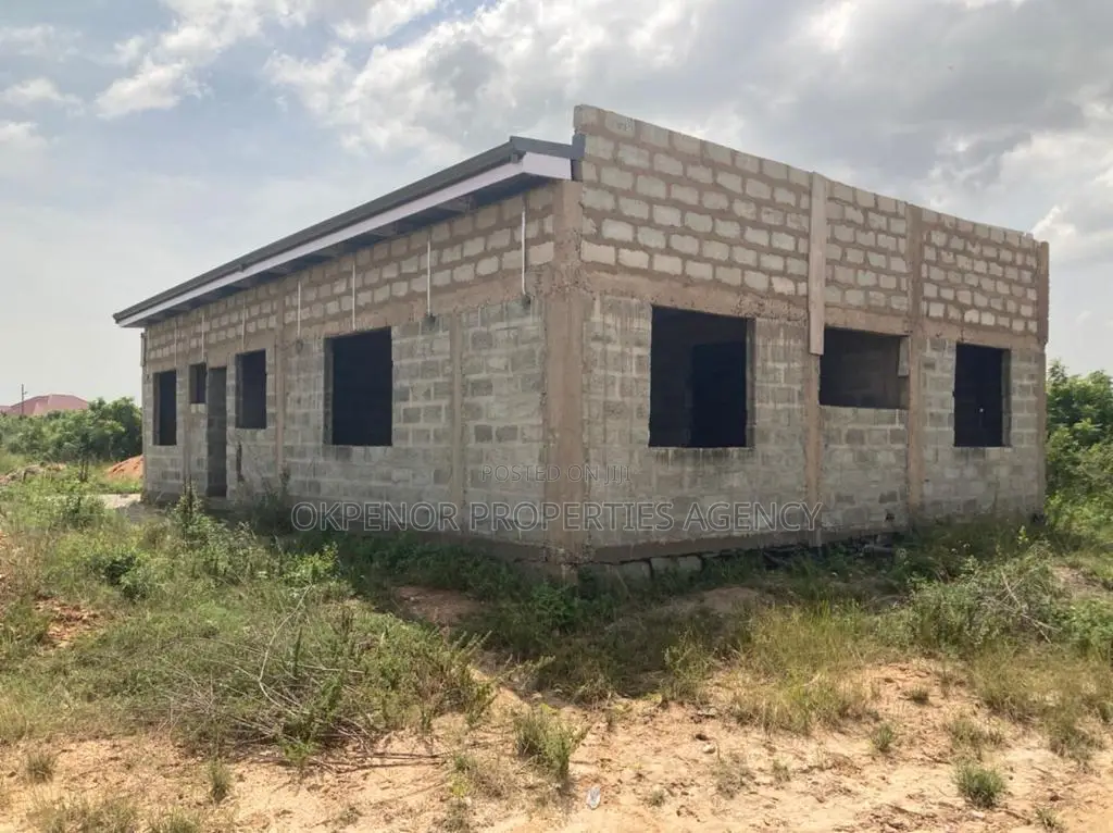3bdrm House in Dawhenya, Tema Metropolitan for sale