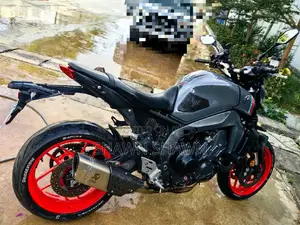 Yamaha FZ 2023 Orange