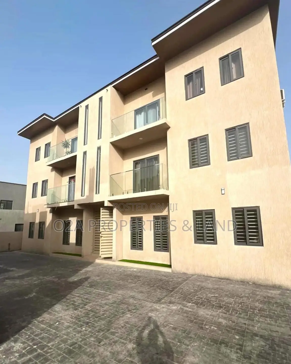 2bdrm Apartment in Adjiringanor, Ability for rent