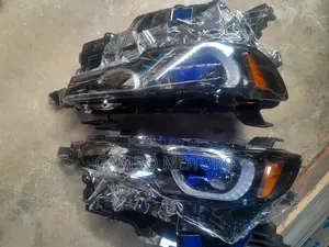 Mazda Cx50 2023 Headlight Pair
