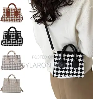 Summer Breeze Woven Bag