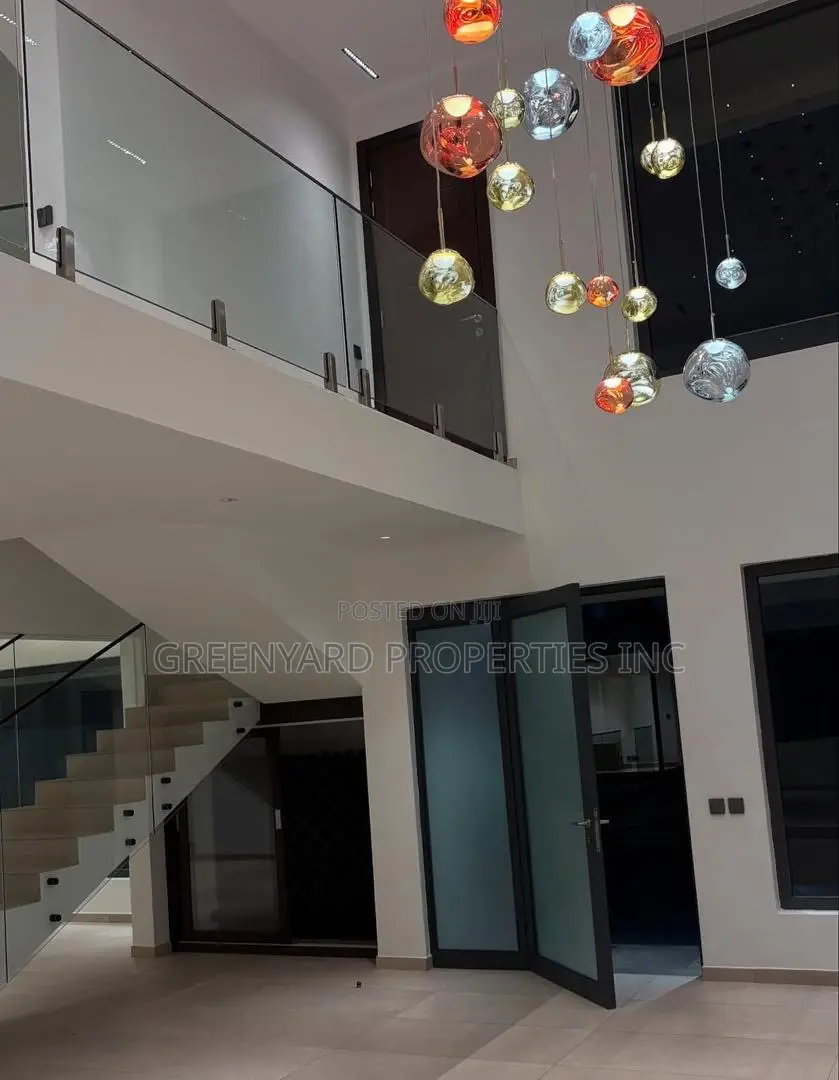 5bdrm House in Trasacco, Adjiriganor for sale