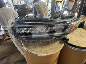 Honda Accord 2018,2019,2020 Heqdlight Touring.