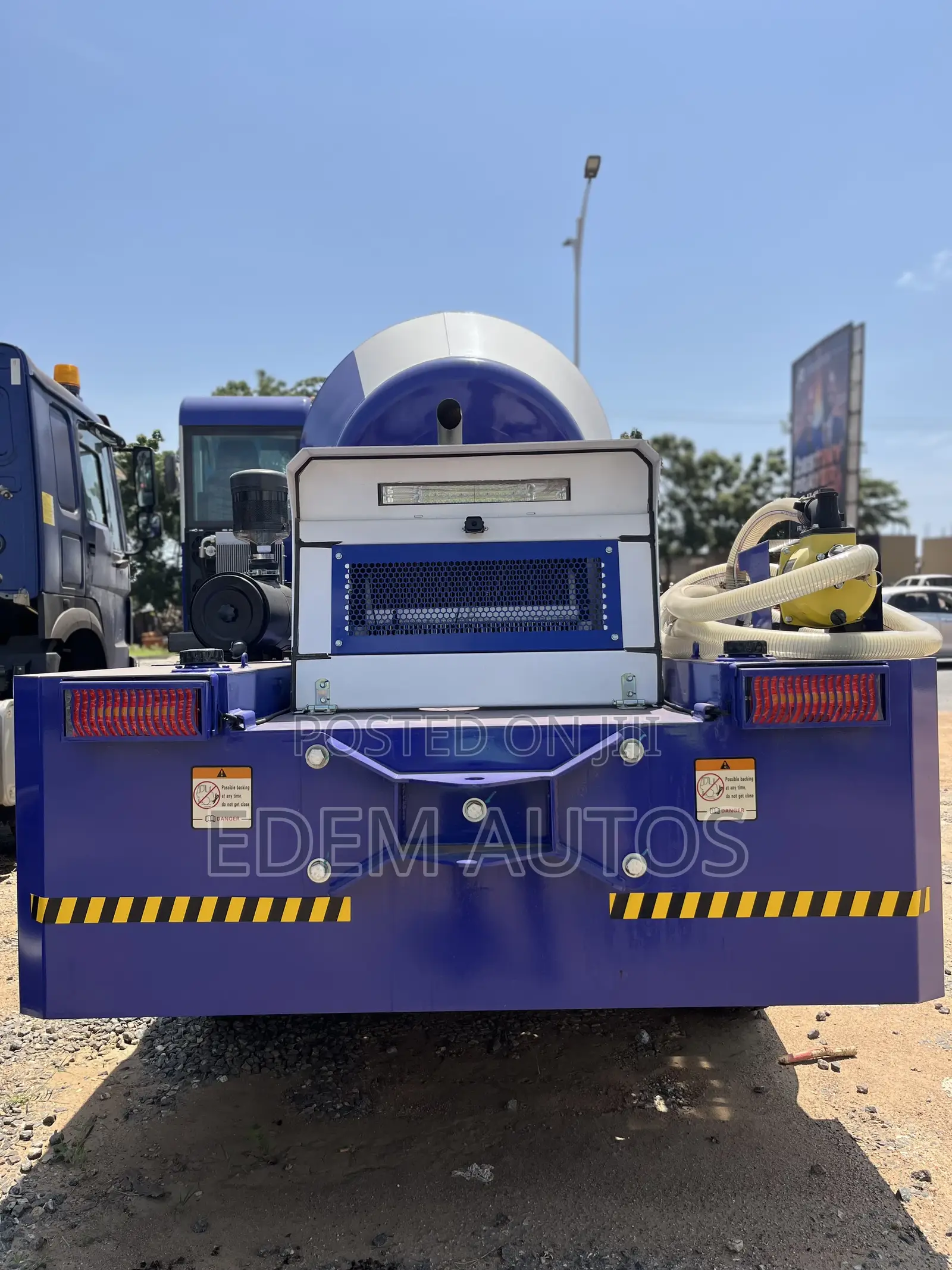 Brand New 3.5 Cubic Meter Self-Load Concrete Mixer