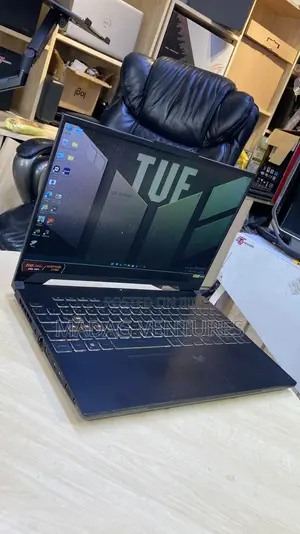 Laptop Asus TUF Gaming A15 40GB AMD Ryzen 9 SSD 1T
