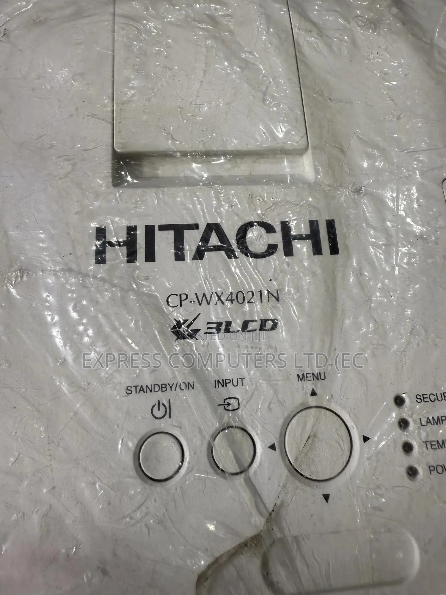 Hitachi 4000 Lumen Original Conference Projector With Remote From Uk