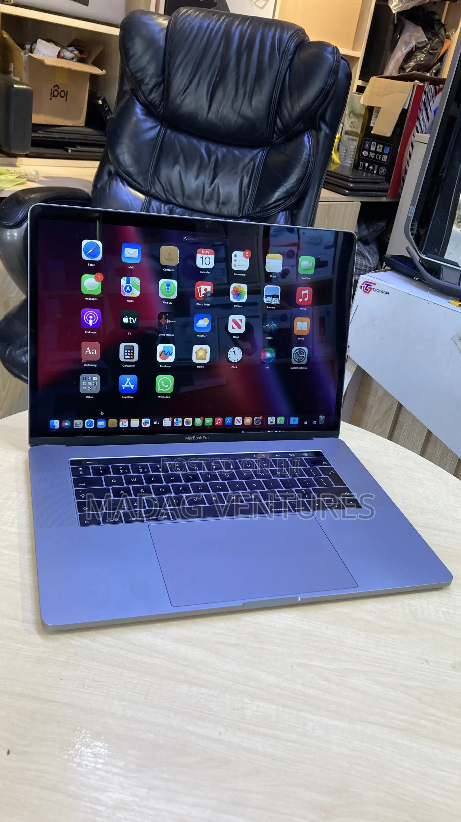 Laptop Apple MacBook Pro 2019 16GB Intel Core I9 SSD 1T