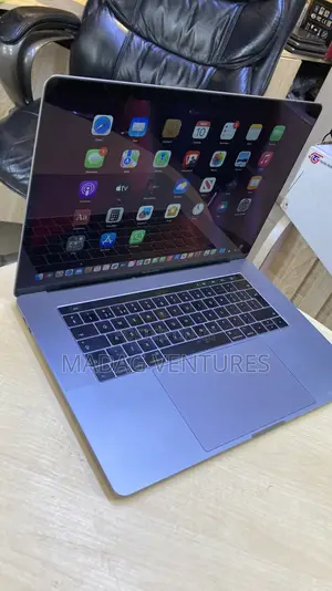 Laptop Apple MacBook Pro 2019 16GB Intel Core I9 SSD 1T