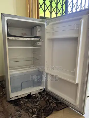 Zara Table Top Refrigerator With Recessive Handle