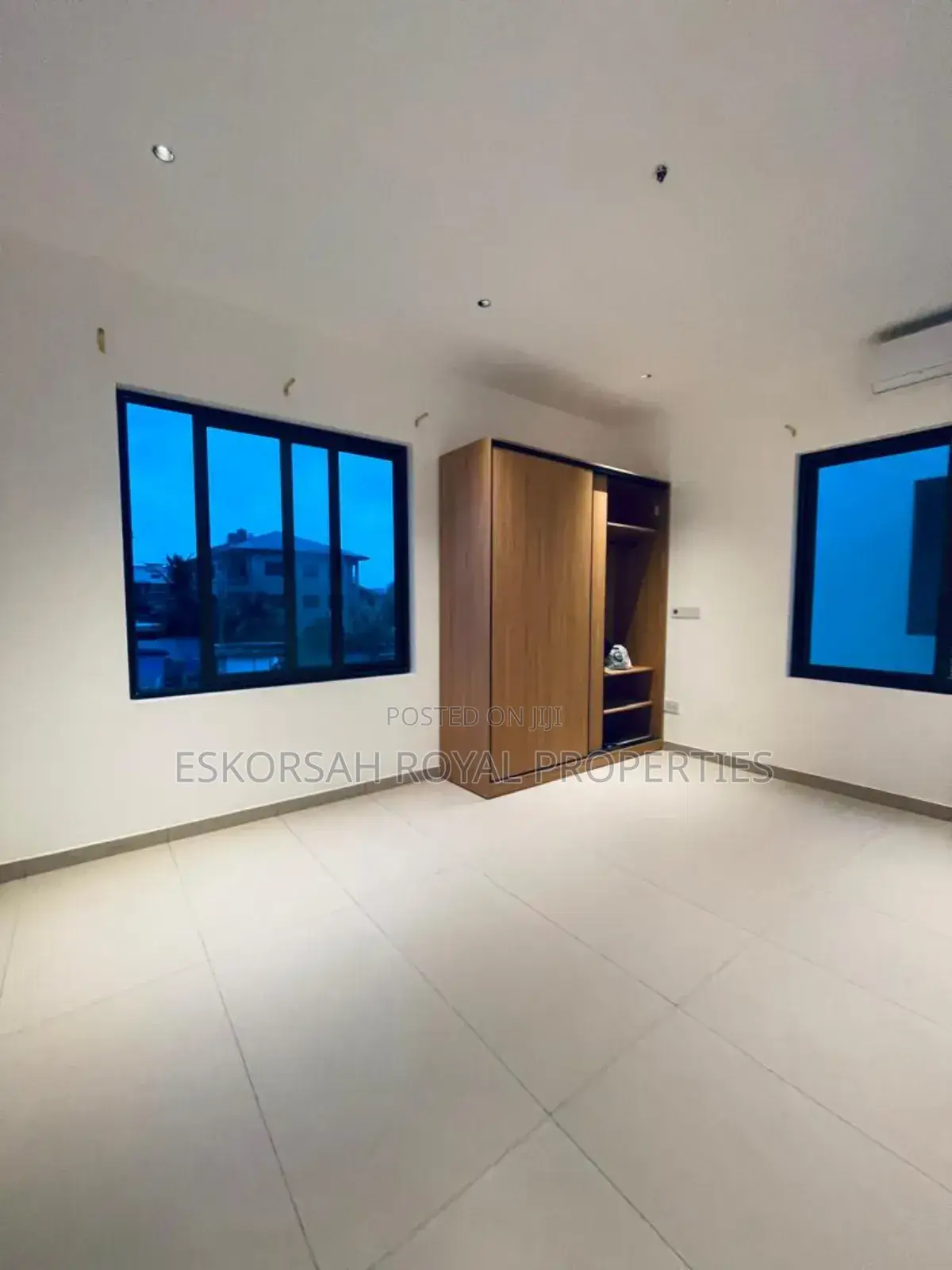 4bdrm House in East Legon, Adjiriganor for sale