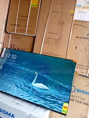 Beautiful 55-Inches Smart Flat Screen With Stunning Clarity Smooth Tv