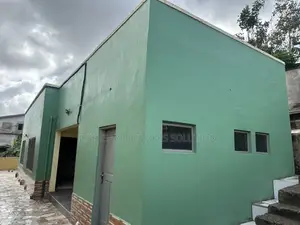 8bdrm Mansion in Apowa Highways, Ahanta West for sale