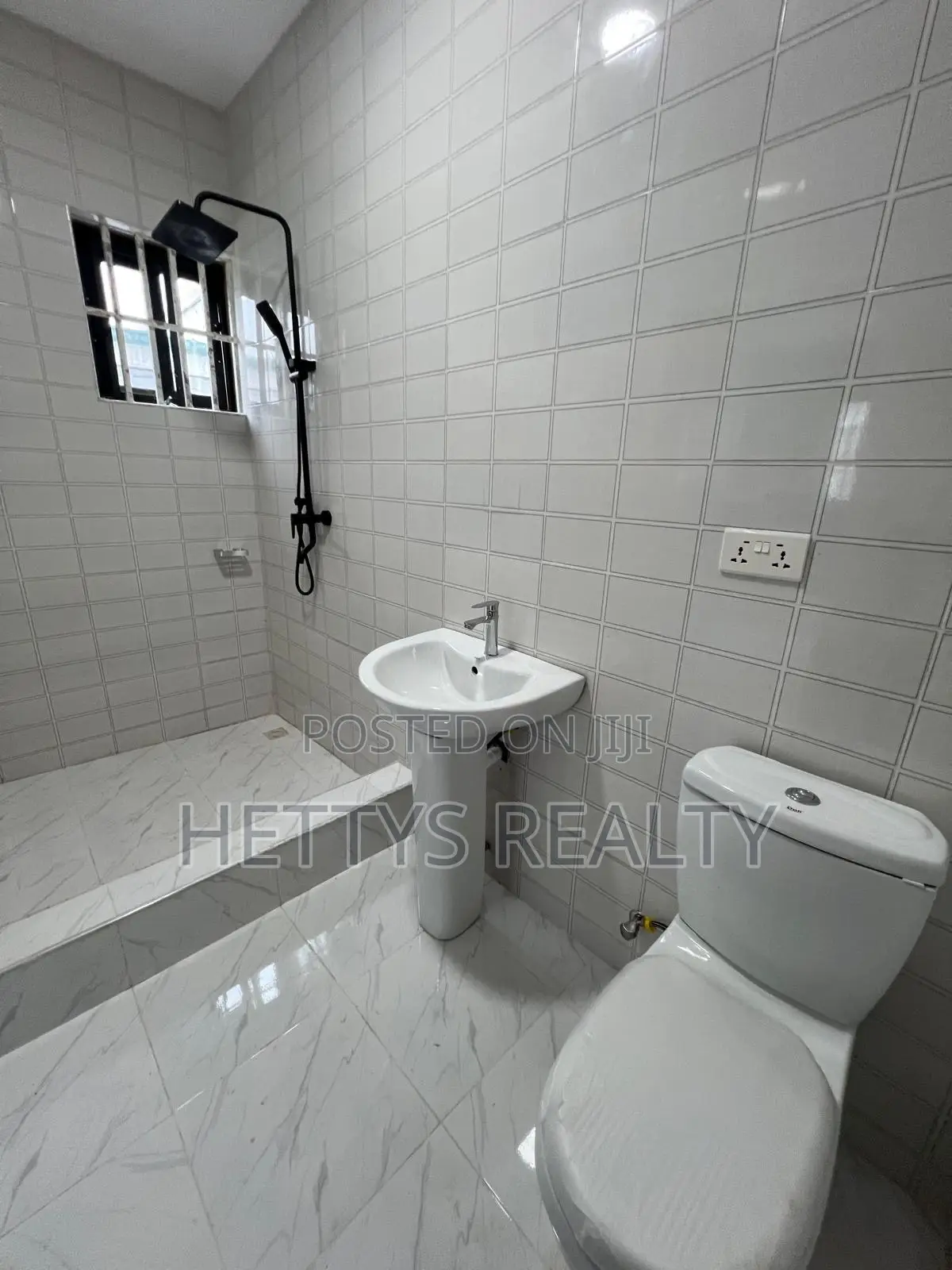 3bdrm House in Kasoa for sale