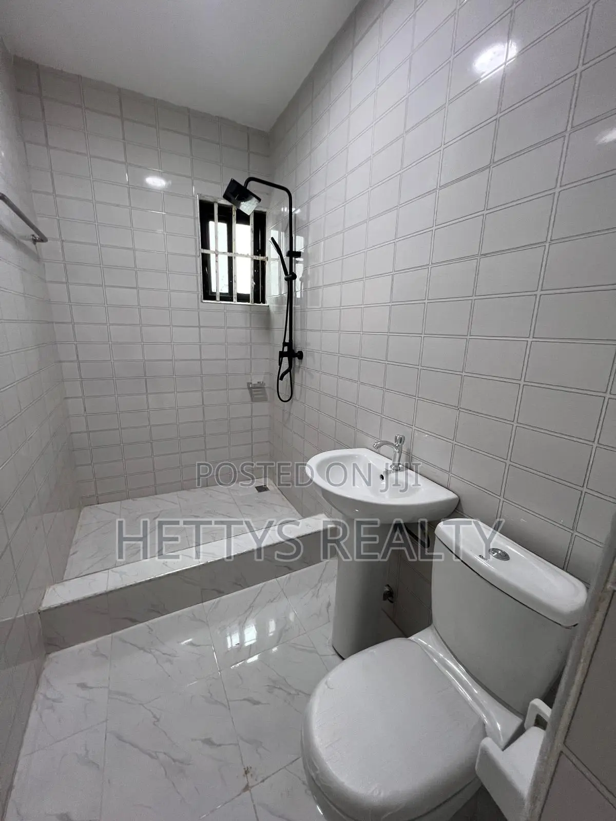 3bdrm House in Kasoa for sale