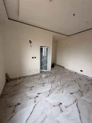 5bdrm House in Adenta for sale