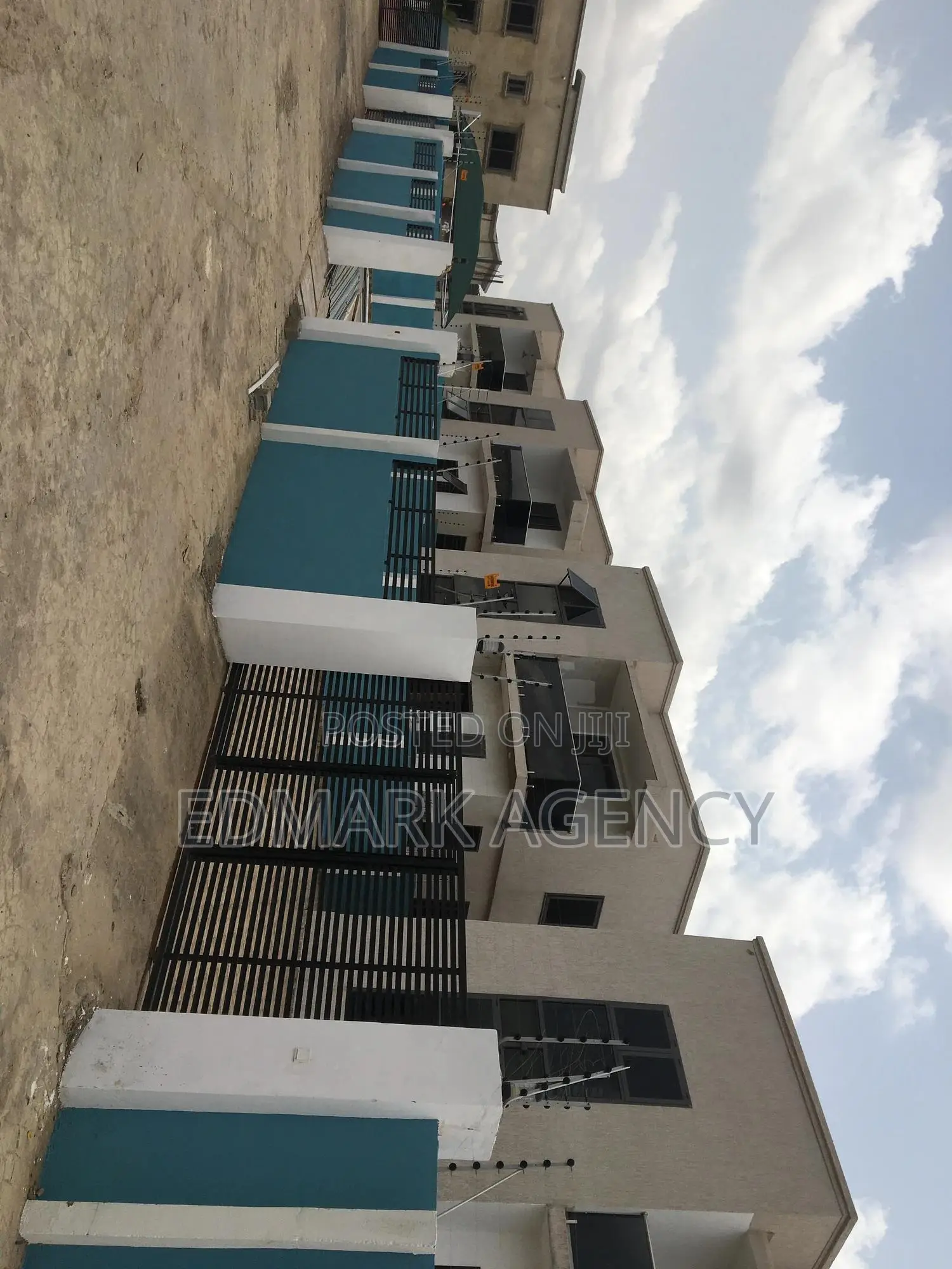 4bdrm House in Kwabenya Acp, Accra Metropolitan for sale