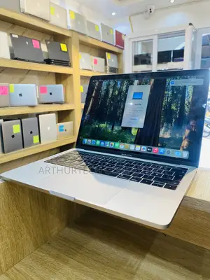 Laptop Apple MacBook Pro 2019 8GB Intel Core I5 SSD 128GB