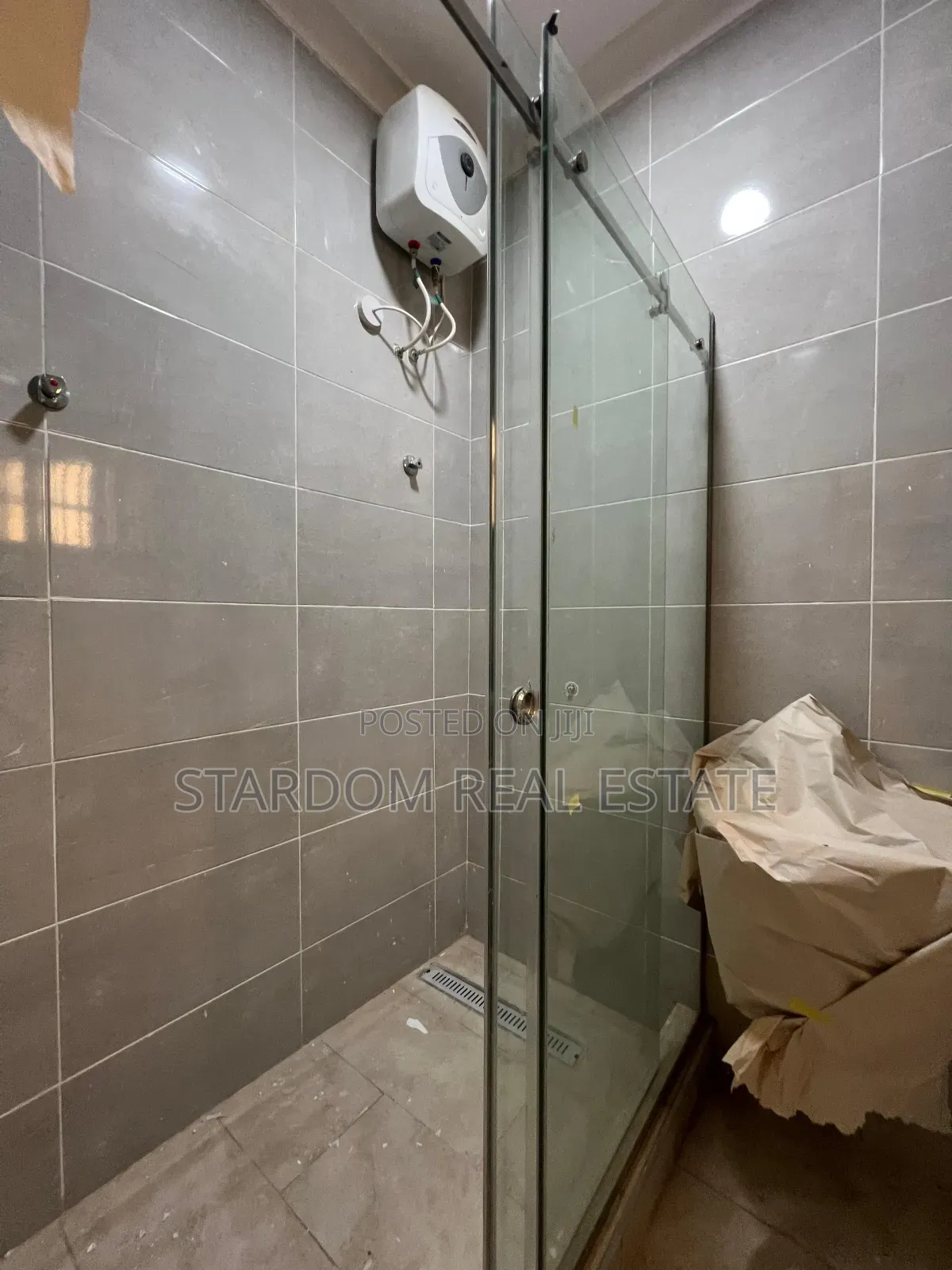 3bdrm Duplex in North Legon for rent
